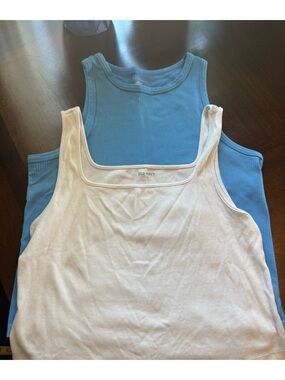 ✨BUNDLE✨ Tank Tops